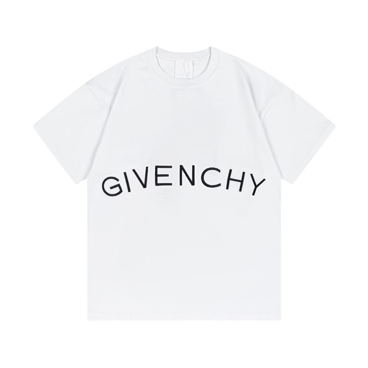 GIVENCHY