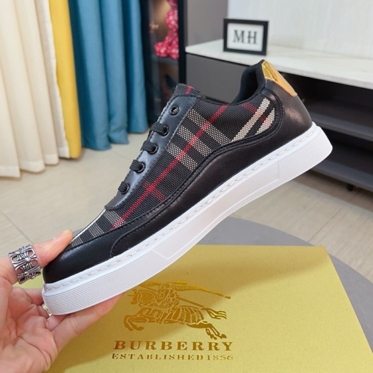 BURBERRY