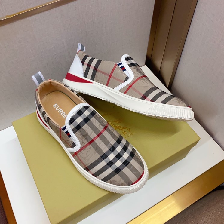 BURBERRY