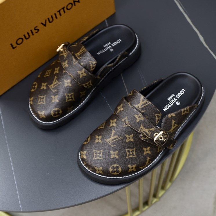 LOUIS VUITTON